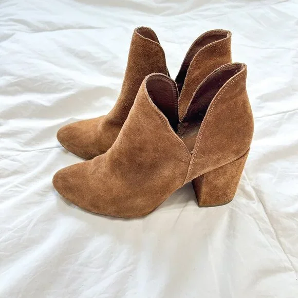 Michael by Michael Shannon Tan Suede Leather Block Heel Booties Women’s Size 9 - Picture 2 of 9
